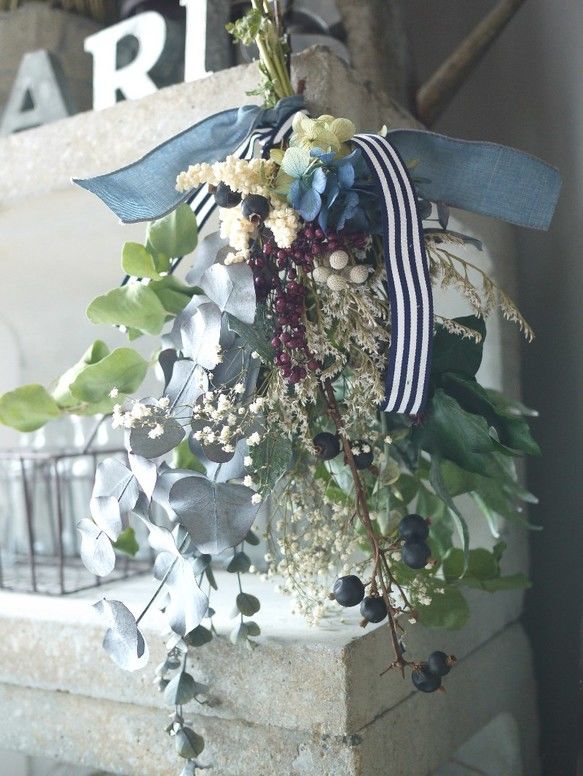 オンラインショップ グリーン系 セリーヌ ドライフラワーのスワッグ 結婚祝いのプリザーブドフラワーの写真立てなら Charis Bunny Flower
